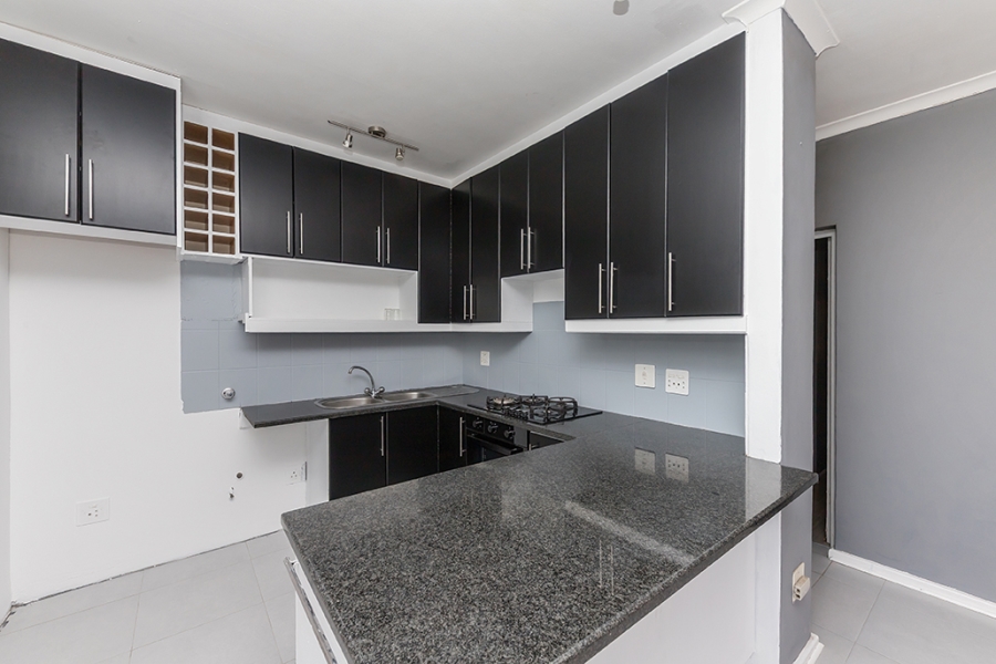 2 Bedroom Property for Sale in Claremont Western Cape